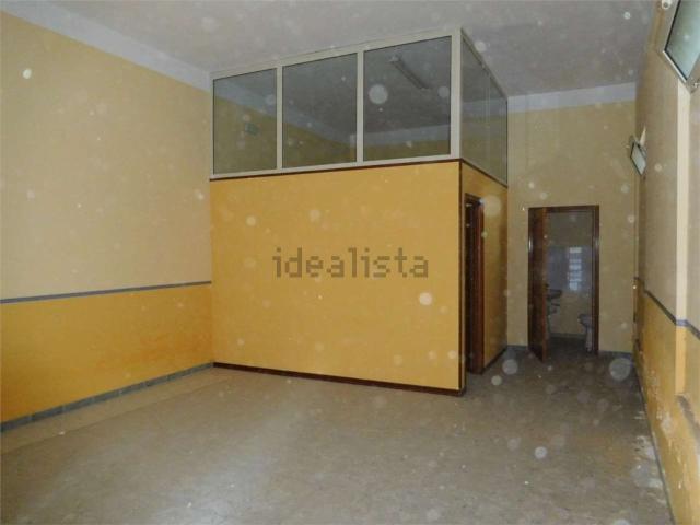 Locale Commerciale in vendita a Favara, Sicilia