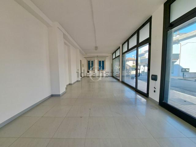 Locale Commerciale in vendita a Villaggio Ciano, Jesolo