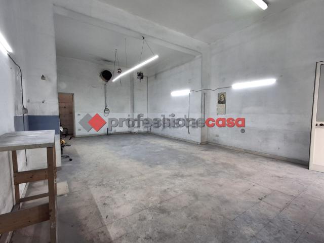 Locale Commerciale in vendita a Lineri, Misterbianco
