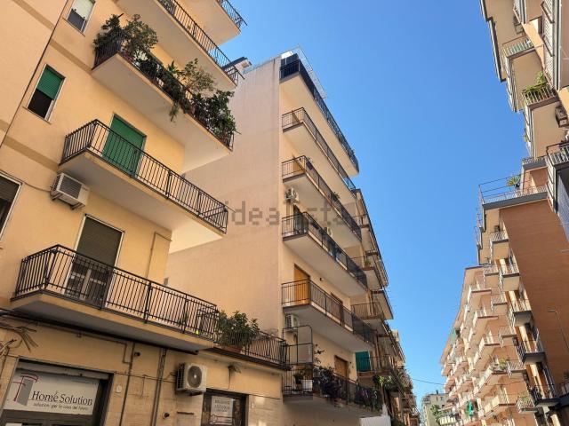 Locale Commerciale in vendita a Salerno