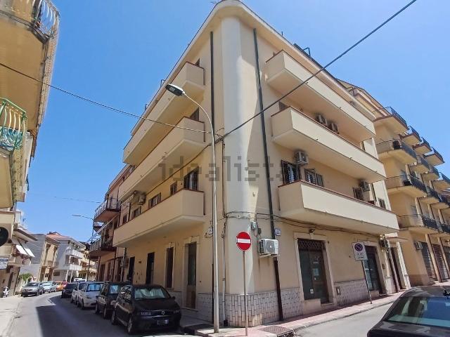 Locale Commerciale in vendita a San Martino, Capo D'orlando