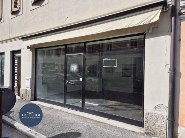 Locale Commerciale in vendita a Località Saleti, Gradisca D'isonzo