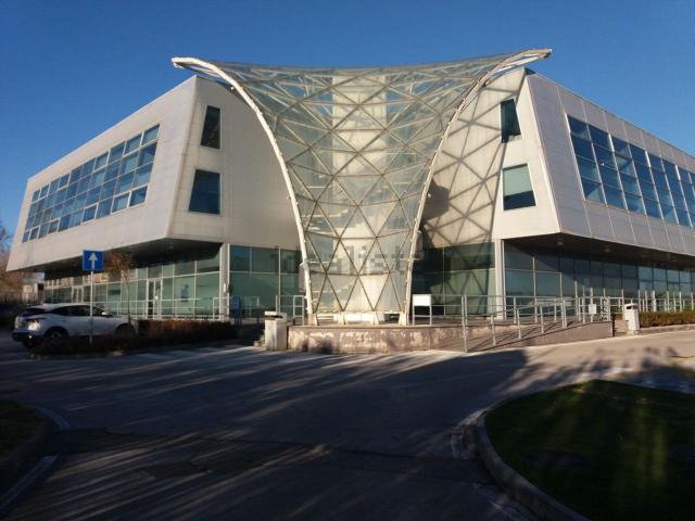 Locale Commerciale in vendita a Scaricalasino, Marche