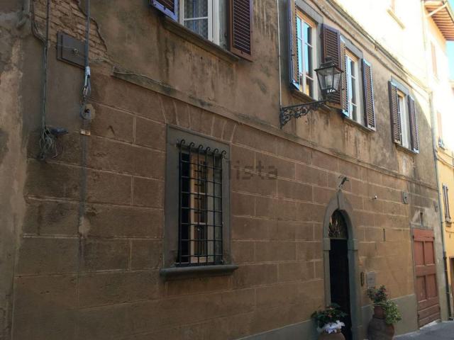 Locale Commerciale in vendita a Montopoli In Val D'arno, Toscana