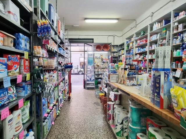 Locale Commerciale in vendita a Quartiere 2, Firenze