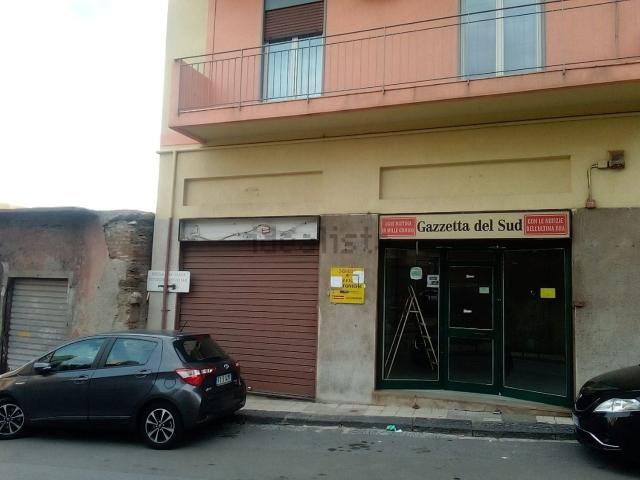 Locale Commerciale in vendita a II Circoscrizione, Messina