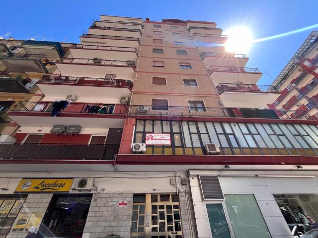 Locale Commerciale in vendita a Puglia, Taranto