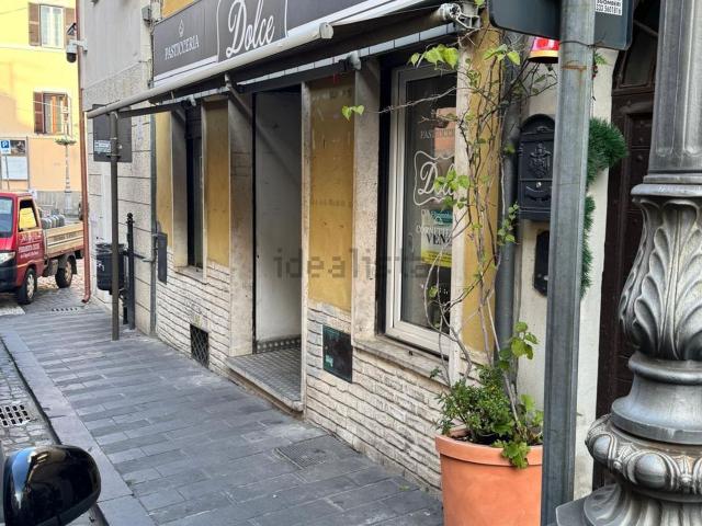 Locale Commerciale in vendita a Roma Capitale, Lazio