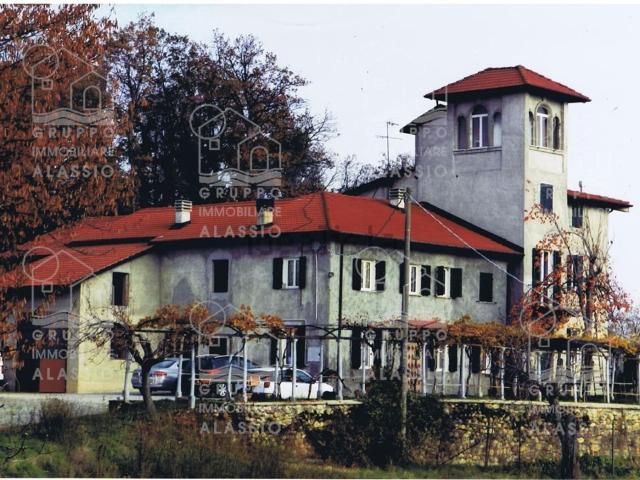 Locale Commerciale in vendita a Rocca Grimalda, Alessandria