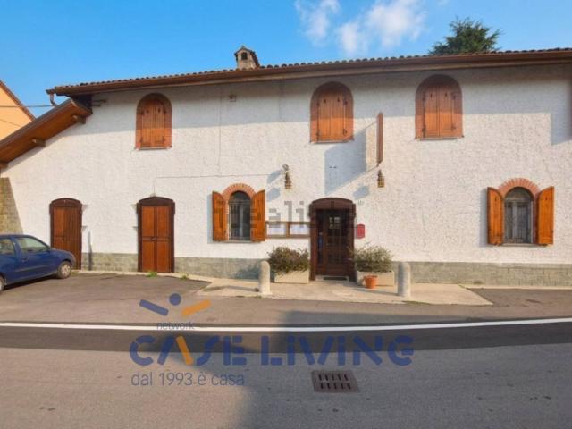 Locale Commerciale in vendita a Unione dei Comuni I Fontanili, Zibido San Giacomo