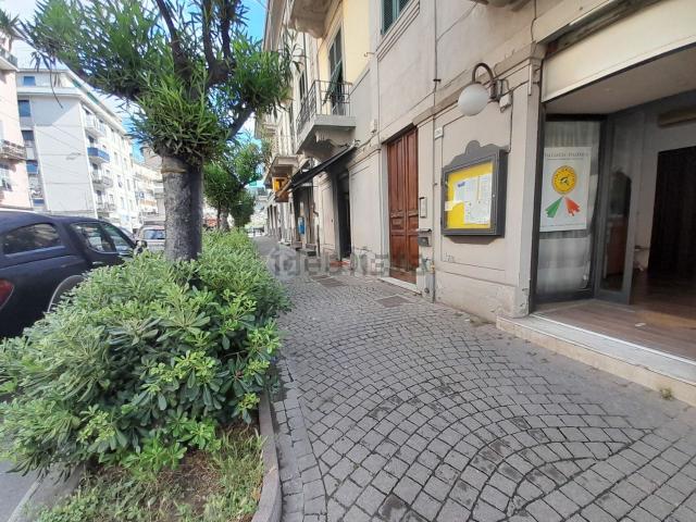 Locale Commerciale in vendita a La Spezia, Liguria