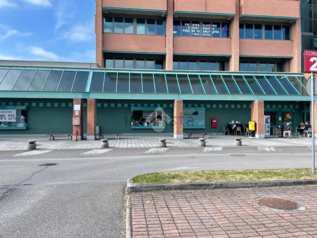 Locale Commerciale in vendita a Pianura Reggiana, Re