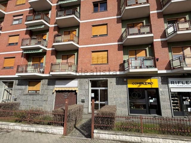 Locale Commerciale in vendita a Piemonte, Torino