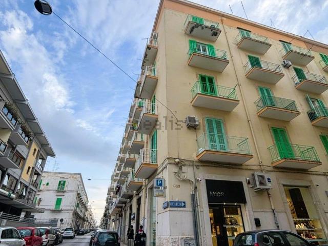 Locale Commerciale in vendita a Molfetta, Bari