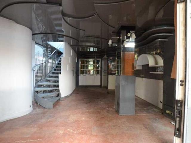 Locale Commerciale in vendita a Lambioi, Zoldo Alto