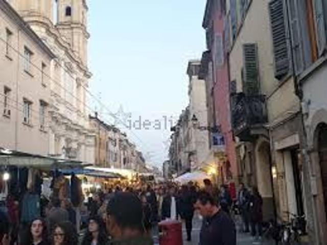 Locale Commerciale in vendita a Nuovo Circondario Imolese, Medicina