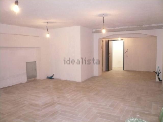 Locale Commerciale in vendita a Quartiere 5, Firenze