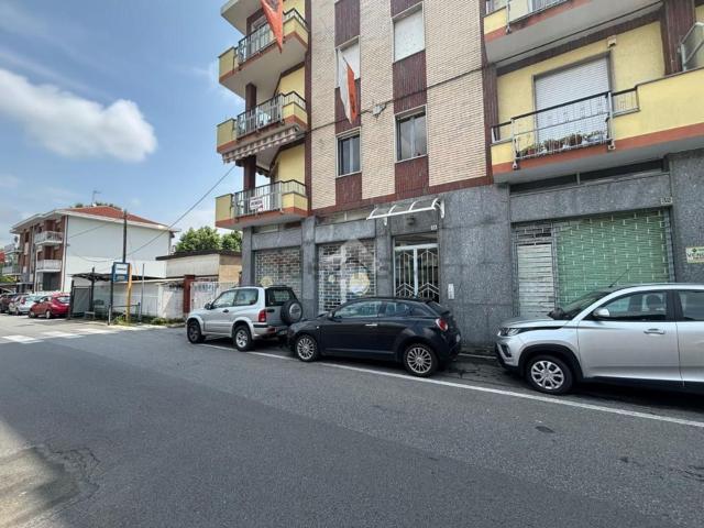 Locale Commerciale in vendita a Piemonte, Torino