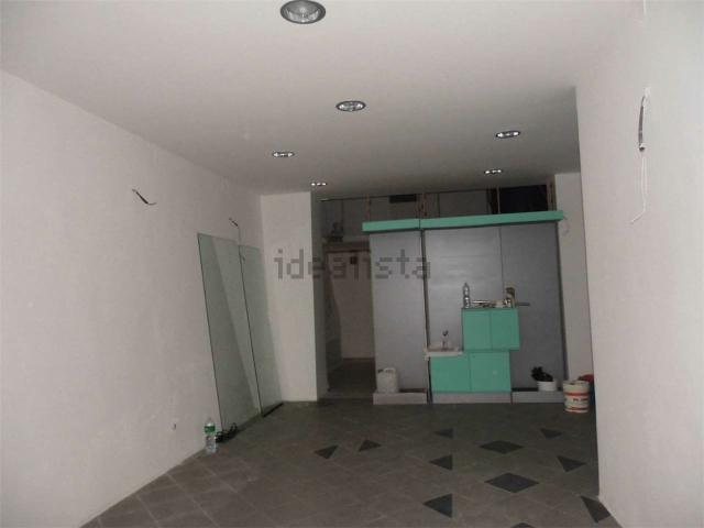 Locale Commerciale in vendita a Sottogas, Agrigento
