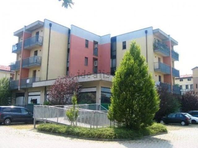 Locale Commerciale in vendita a Unione Comuni Modenesi Area Nord, Mirandola