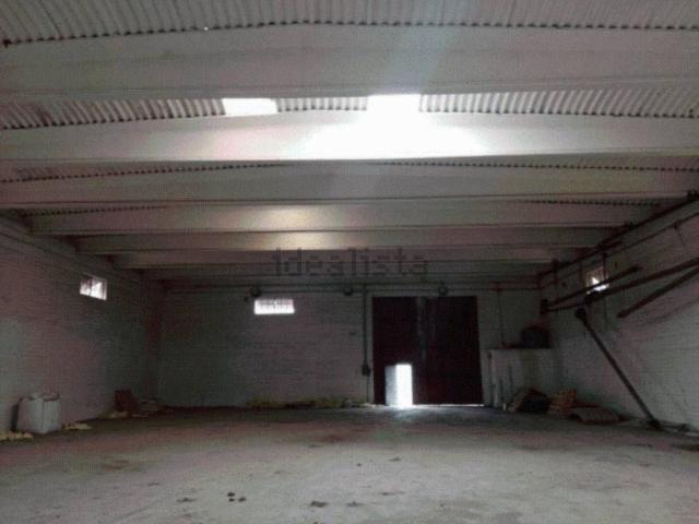 Locale Commerciale in vendita a Aidone, Sicilia