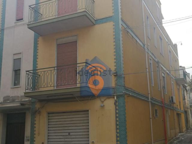 Locale Commerciale in vendita a Quartiere San Giacomo, Castelvetrano