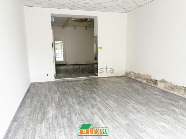Locale Commerciale in vendita a Monfalcone, Friuli-Venezia Giulia