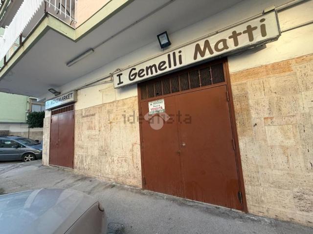 Locale Commerciale in vendita a Marano Di Napoli, Campania