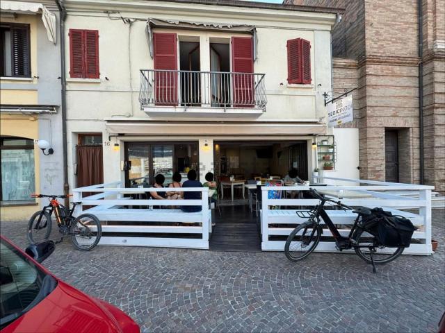 Locale Commerciale in vendita a Cesenatico, Forlì-Cesena