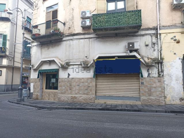 Locale Commerciale in vendita a Scafati, Campania