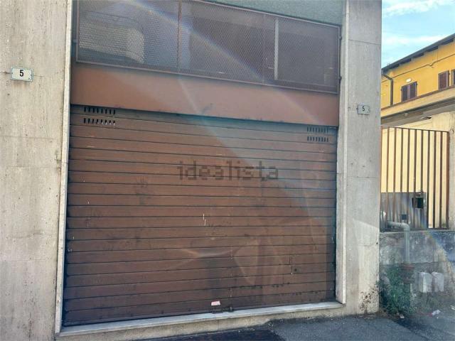 Locale Commerciale in vendita a Busto Arsizio, Lombardia
