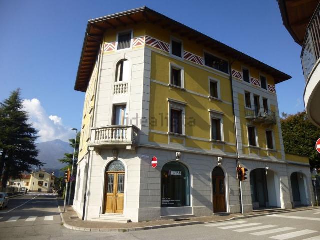 Locale Commerciale in vendita a Tolmezzo, Friuli-Venezia Giulia