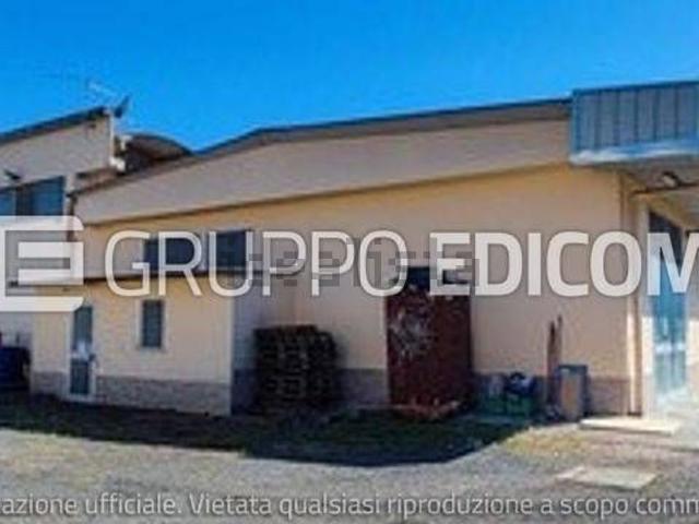 Locale Commerciale in vendita a Unione di comuni Montana Lunigiana, Licciana Nardi