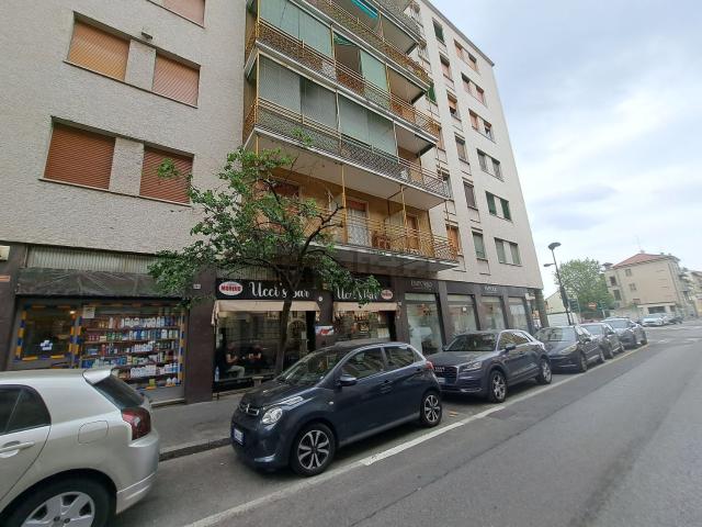 Locale Commerciale in vendita a Zona Omogenea Milano Nord, Sesto San Giovanni