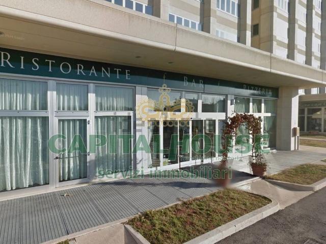 Locale Commerciale in vendita a Nuovo Circondario Imolese, Imola