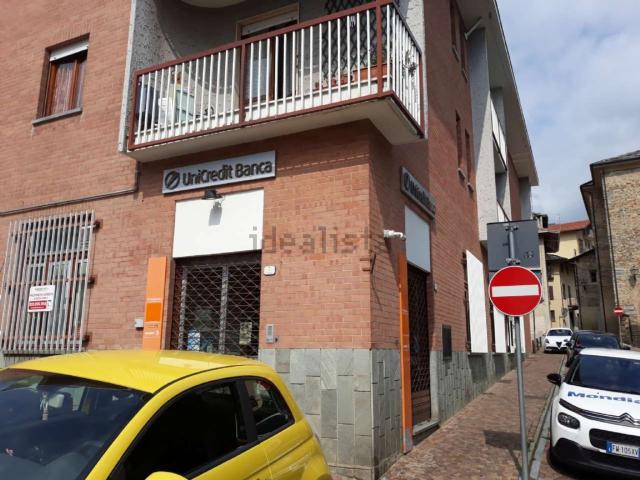 Locale Commerciale in vendita a Unione Montana di Comuni delle Valli di Lanzo, Ceronda e Casternone, Piemonte