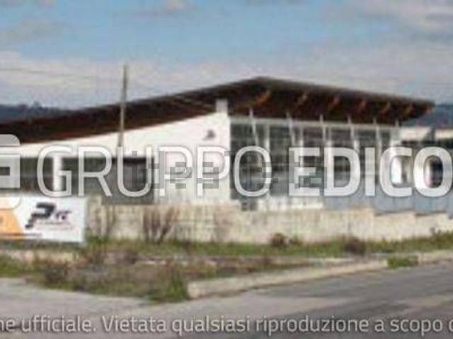 Locale Commerciale in vendita a Pago Veiano, Campania