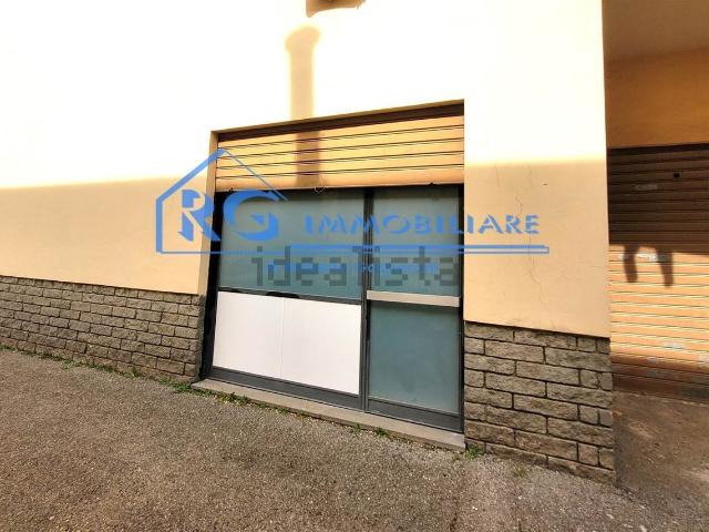 Locale Commerciale in vendita a Castiglione in Teverina, Viterbo