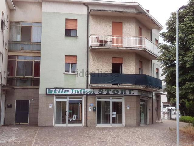 Locale Commerciale in vendita a Unione dei comuni del Distretto Ceramico, Formigine