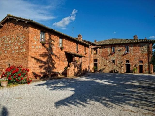 Locale Commerciale in vendita a Pieve Di Sinalunga, Toscana