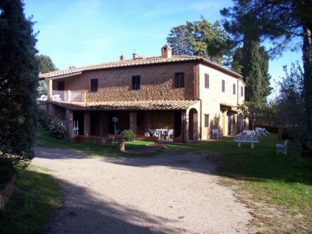 Locale Commerciale in vendita a Unione dei Comuni Circondario dell'Empolese Valdelsa, Montaione