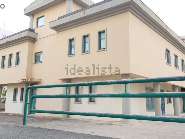 Locale Commerciale in vendita a Baddimanna, Cala Di Volpe