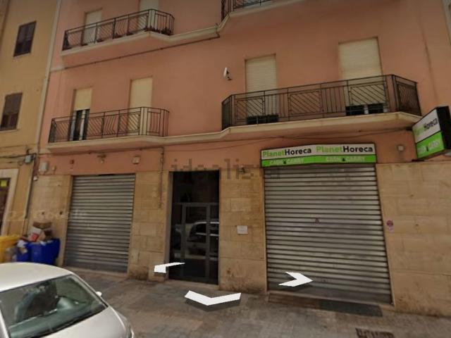 Locale Commerciale in vendita a Trapani, Sicilia