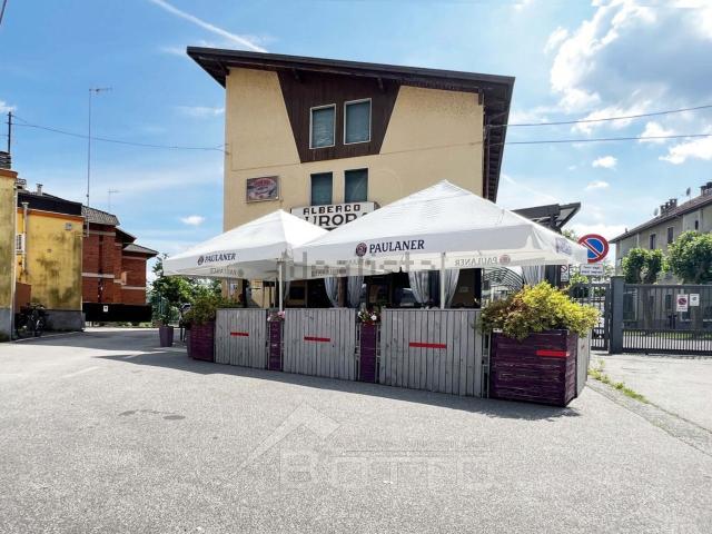 Locale Commerciale in vendita a Piemonte, Novara
