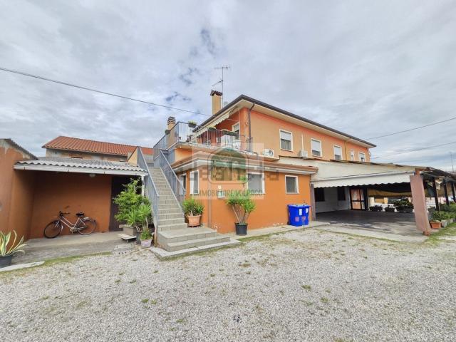 Locale Commerciale in vendita a Blessaglia, Pramaggiore