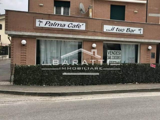Locale Commerciale in vendita a Roncocesi, Reggio Emilia