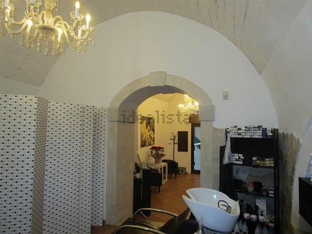 Locale Commerciale in vendita a Ragusa Ibla, Ragusa