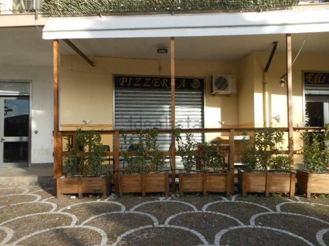 Locale Commerciale in vendita a Vairano Patenora, Campania