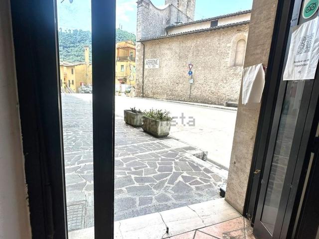 Locale Commerciale in vendita a Arrone, Umbria