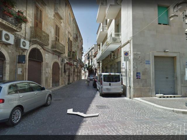 Locale Commerciale in vendita a Puglia, Foggia